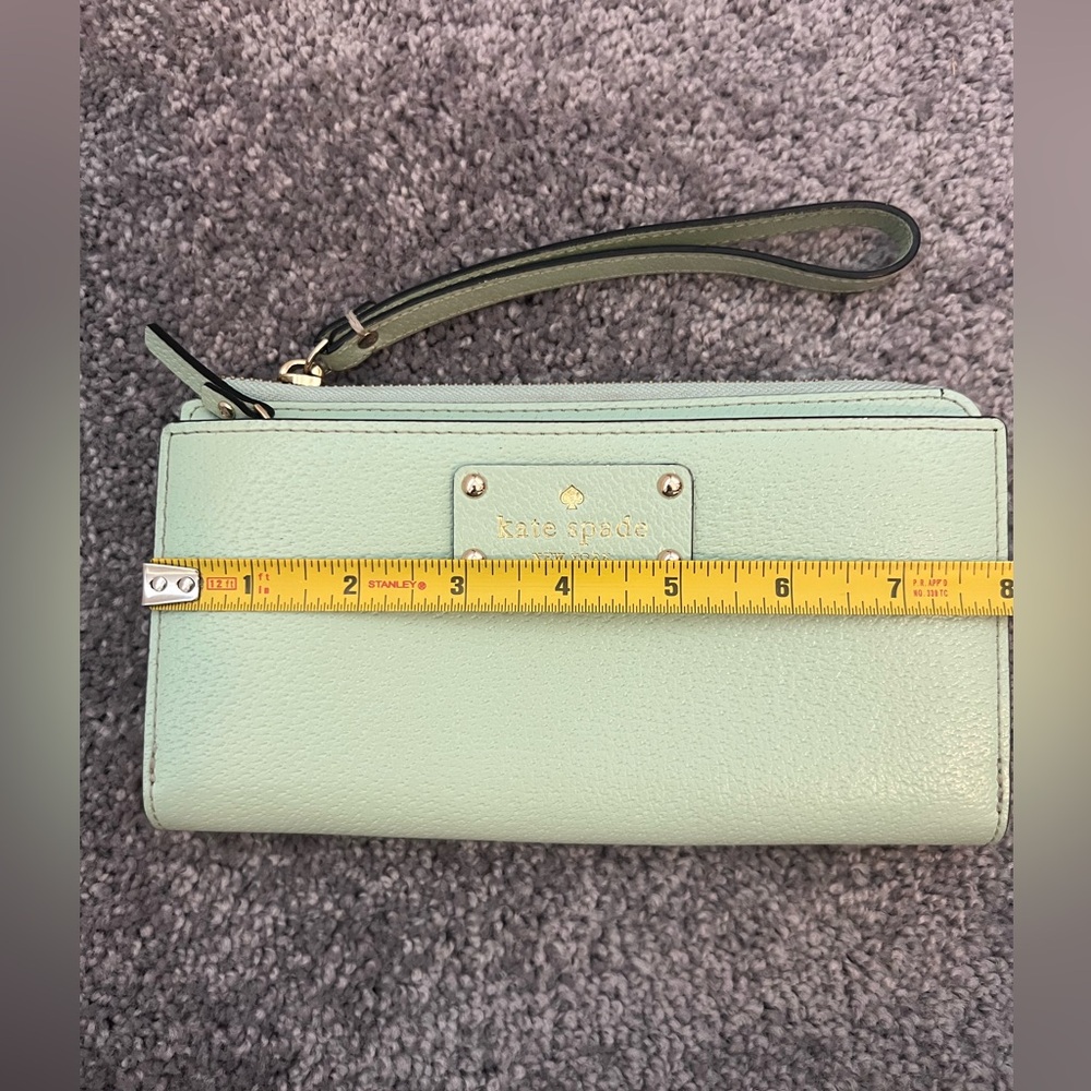 Kate Spade Large Wristlet/Wallet - Picture 10 of 12